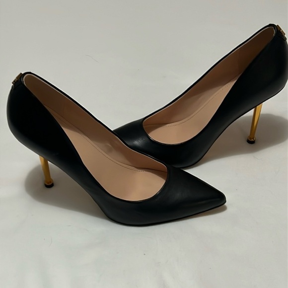 Guess Sorena Black Leather/Gold Stilettos - Picture 1 of 8